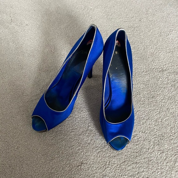 Satin Royal Blue Size 10 None West Heels - Picture 4 of 5